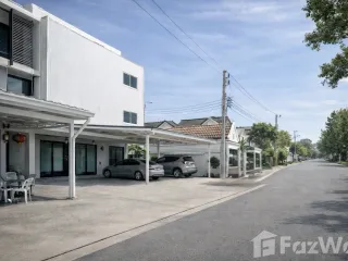 出售 4 卧室 商业空间 在 Bang Phli, Samut Prakan