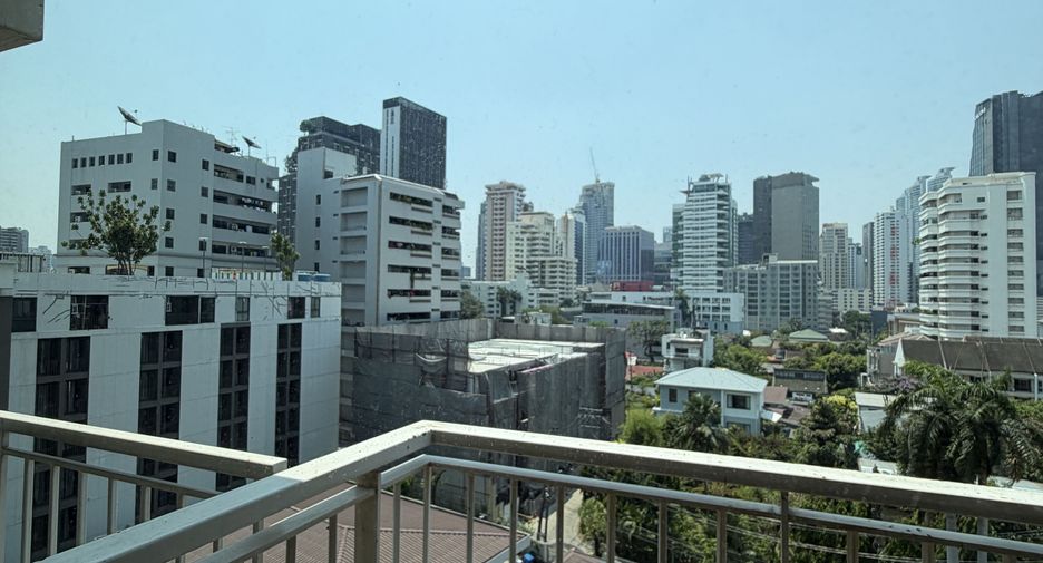 Condo en alquiler de 1 habitaciones en Watthana, Bangkok