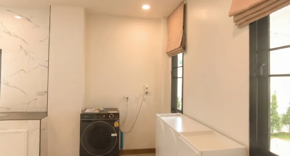 For rent 4 bedrooms house in Hang Dong, Chiang Mai