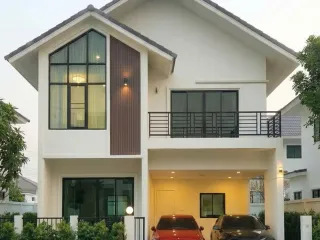 For Rent 4 Bedroom House In Hang Dong, Chiang Mai