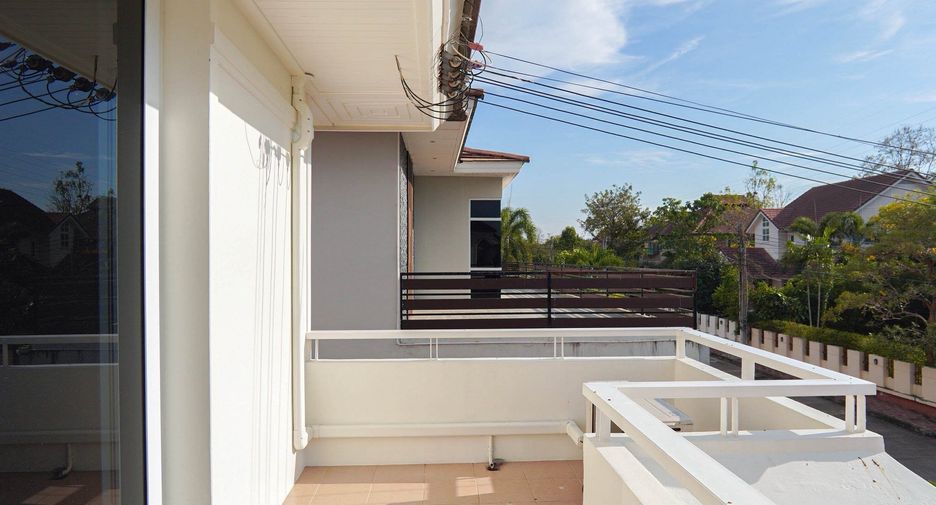 À vendre 5 chambres villa à Bang Lamung, Chonburi
