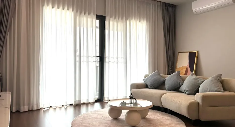 Casa en alquiler de 5 habitaciones en Bang Phli, Samut Prakan