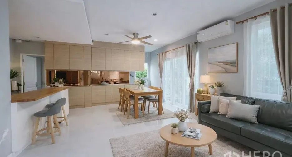 For rent and for sale 4 bedrooms house in Bang Phli, Samut Prakan