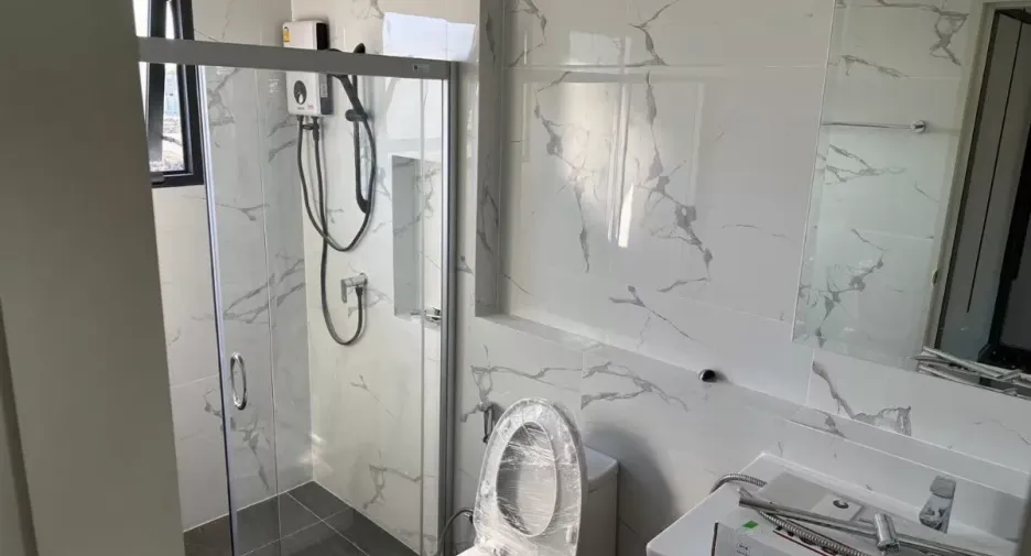 Casa en alquiler y en venta de 4 habitaciones en Bang Phli, Samut Prakan