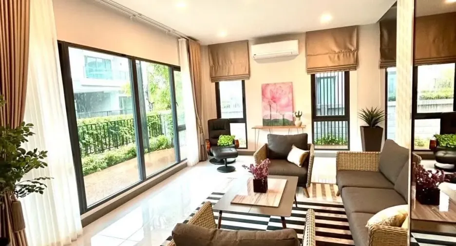 出租 4 卧室 独立屋 在 Bang Phli, Samut Prakan