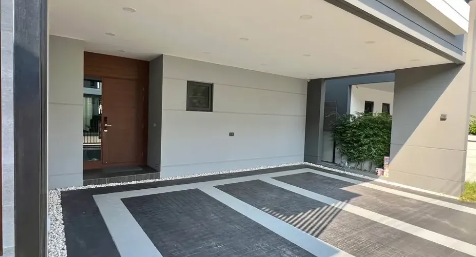 出租 4 卧室 独立屋 在 Bang Phli, Samut Prakan