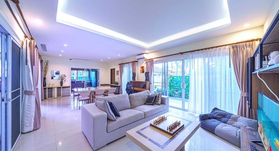 Villa en venta de 4 habitaciones en Mueang Phuket, Phuket