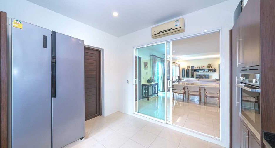 Villa en venta de 4 habitaciones en Mueang Phuket, Phuket