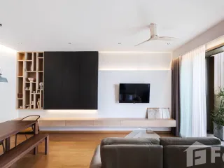 For sale 2 bedrooms condo in Yan Nawa, Bangkok