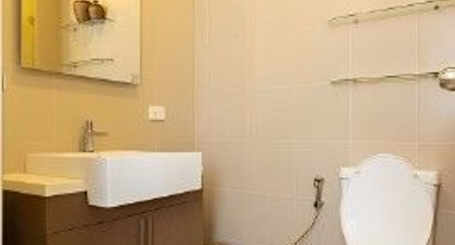 For rent 1 bed condo in Khlong San, Bangkok