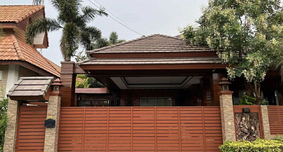 Villa zum Kauf und zur Miete mit 4 Zimmer in Bang Lamung, Chonburi