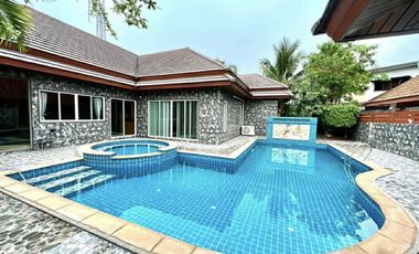 Villa zum Kauf und zur Miete mit 4 Zimmer in Bang Lamung, Chonburi