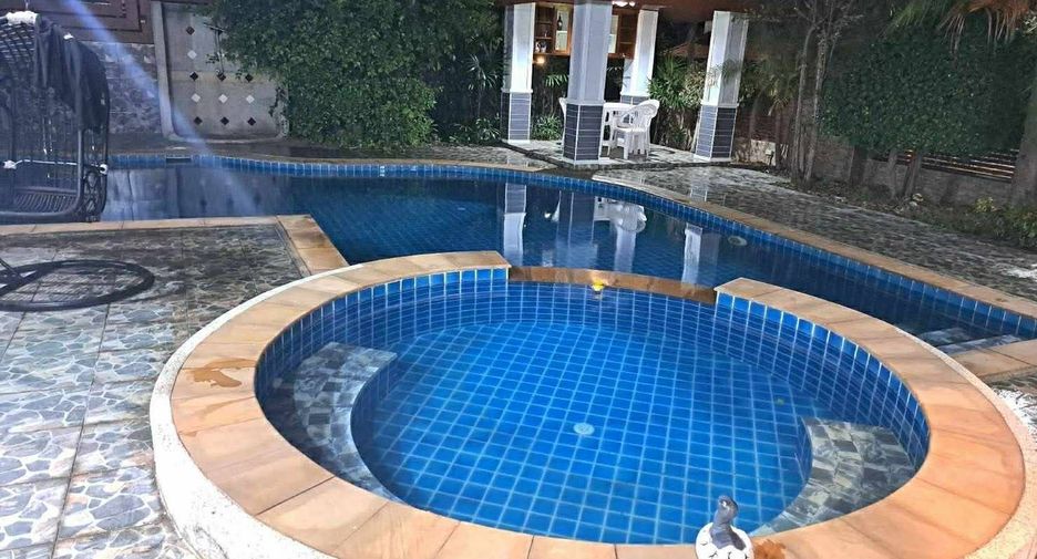 Villa zum Kauf und zur Miete mit 4 Zimmer in Bang Lamung, Chonburi