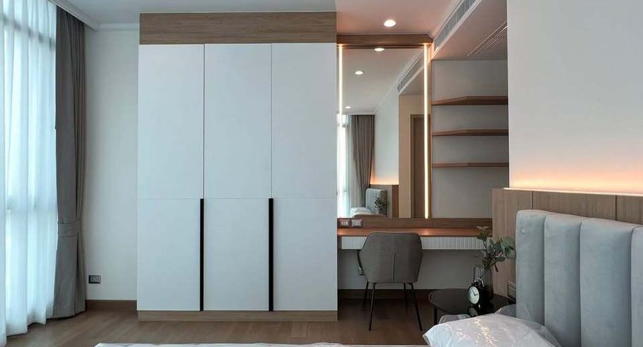 For sale and for rent 2 bedrooms condo in Watthana, Bangkok