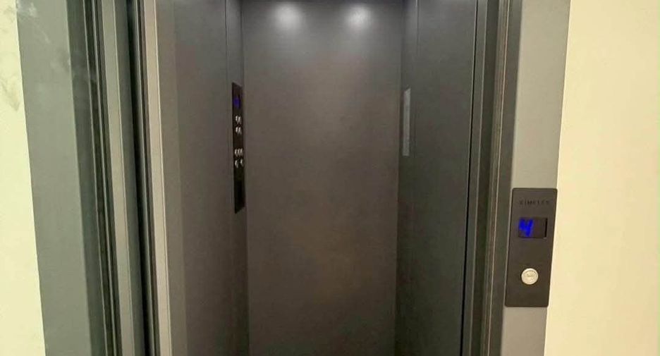 Продажа 4 спальни дом в Пхра Кханонг, Бангкок