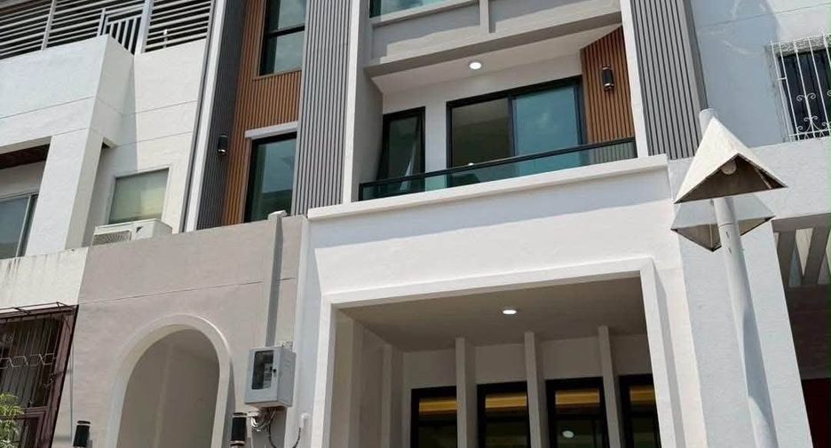 Продажа 4 спальни дом в Пхра Кханонг, Бангкок