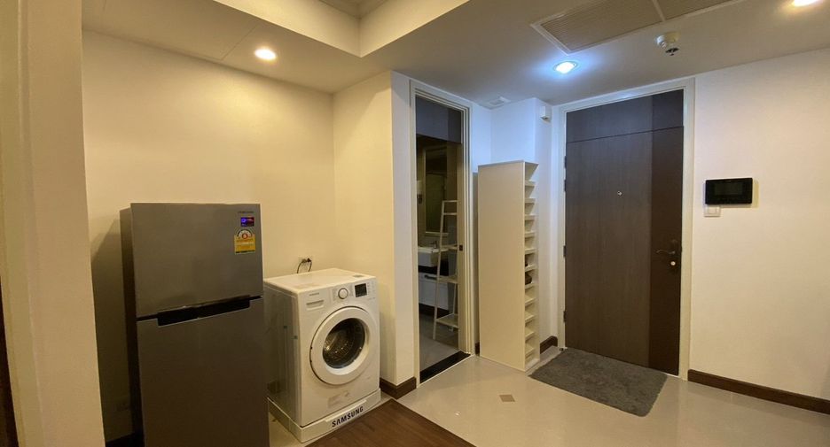 For rent 1 bed condo in Sathon, Bangkok