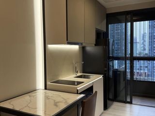 Condo en alquiler de 1 habitaciones en Ratchathewi, Bangkok