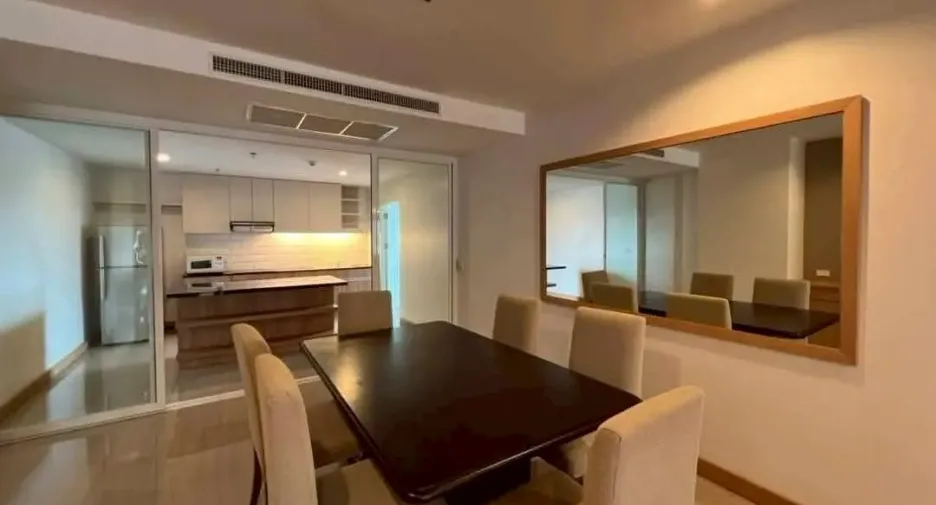 For rent 2 bedrooms condo in Watthana, Bangkok