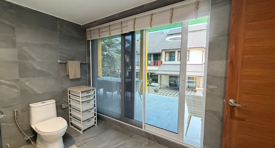 Condo en alquiler de 3 habitaciones en Thalang, Phuket
