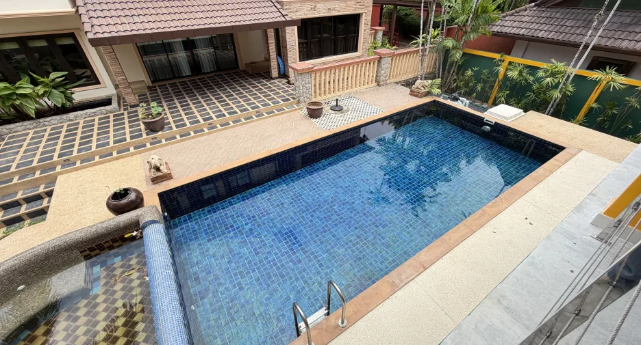 Condo en alquiler de 3 habitaciones en Thalang, Phuket