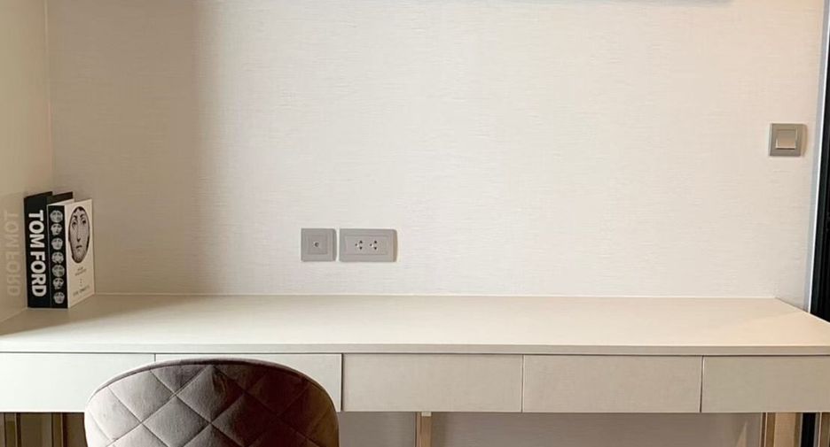 For rent 1 bed condo in Khlong Toei, Bangkok