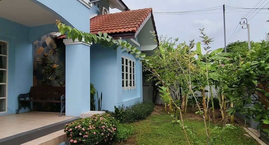 For rent 3 bedrooms house in Bang Na, Bangkok