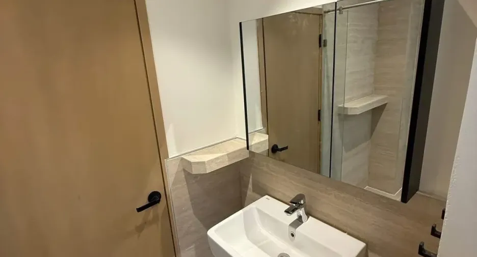 For rent 3 bedrooms house in Khlong Toei, Bangkok