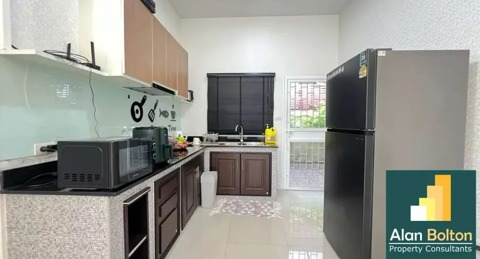 For rent 3 bedrooms house in Huay Yai, Pattaya