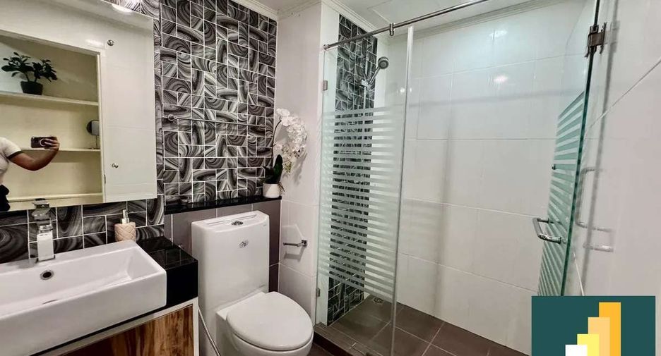 Condo en alquiler y en venta de 2 habitaciones en South Pattaya, Pattaya