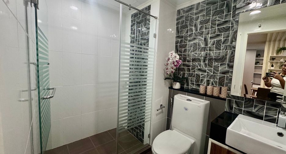 Condo en alquiler y en venta de 2 habitaciones en South Pattaya, Pattaya