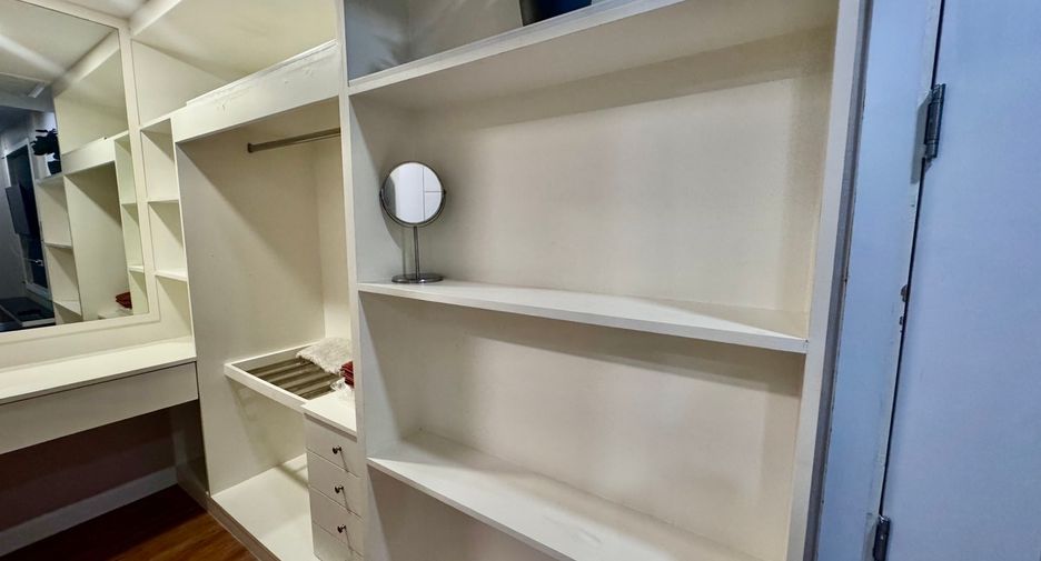 Condo en alquiler y en venta de 2 habitaciones en South Pattaya, Pattaya