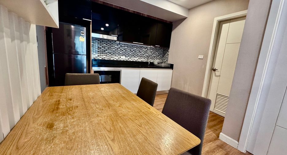 Condo en alquiler y en venta de 2 habitaciones en South Pattaya, Pattaya