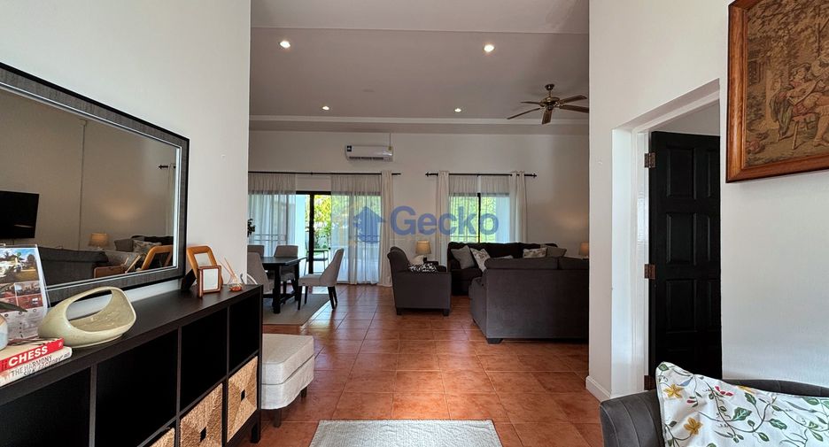 For rent 4 ベッドルーム house in Bang Lamung, Chonburi