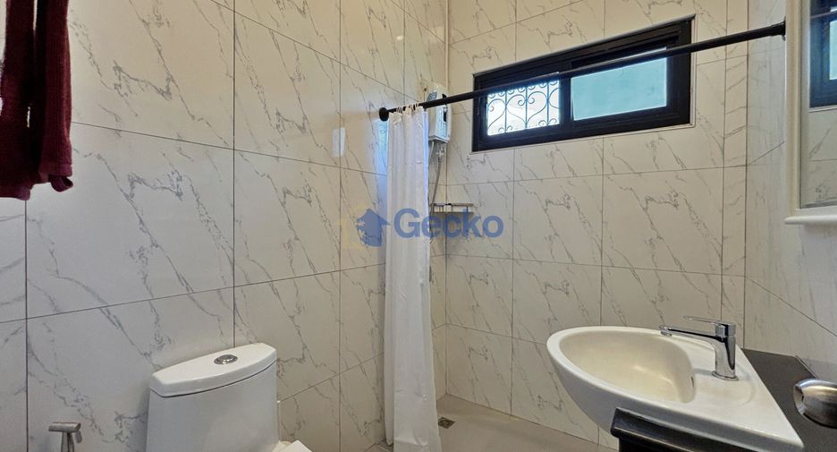 For rent 4 ベッドルーム house in Bang Lamung, Chonburi
