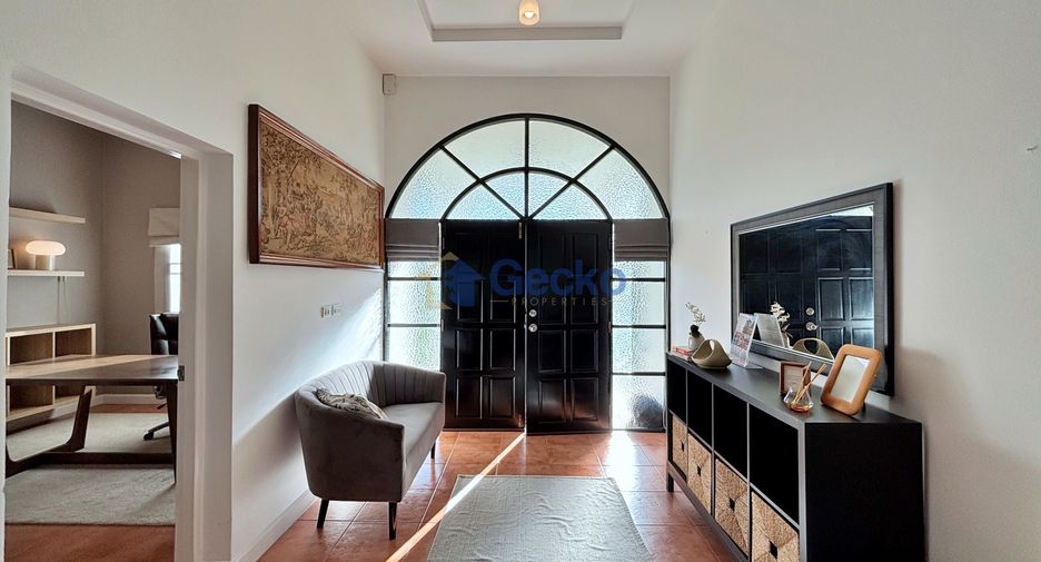 For rent 4 ベッドルーム house in Bang Lamung, Chonburi