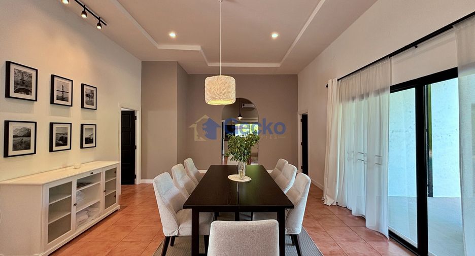 For rent 4 ベッドルーム house in Bang Lamung, Chonburi
