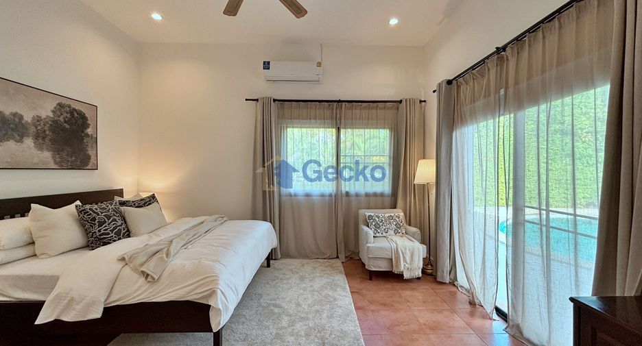 For rent 4 ベッドルーム house in Bang Lamung, Chonburi
