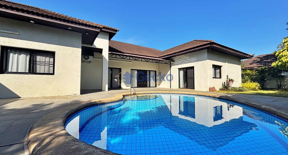 À louer 4 chambres maison à Bang Lamung, Chonburi