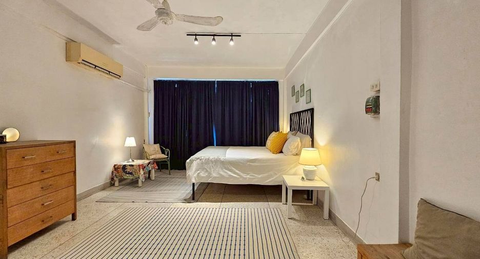 À louer 6 chambres maison à Watthana, Bangkok