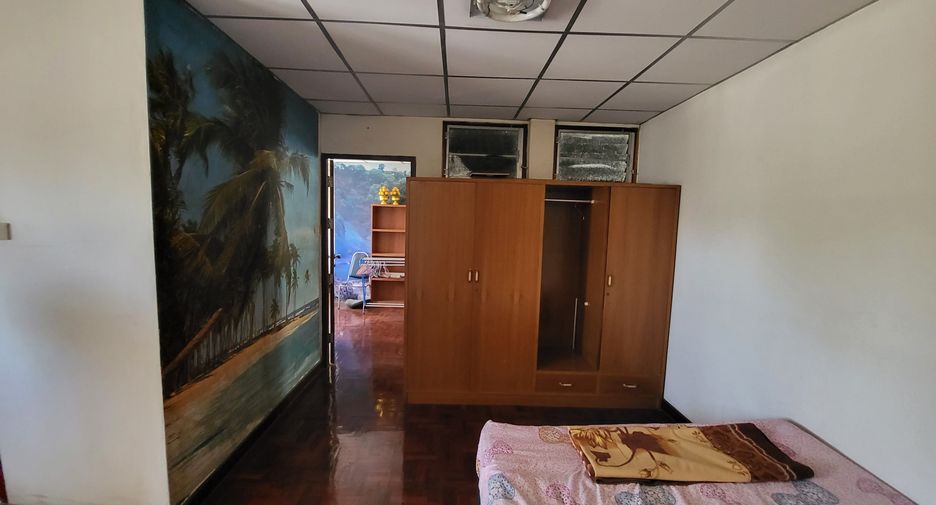 For sale 21 ベッドルーム townhouse in Mueang Chiang Mai, Chiang Mai