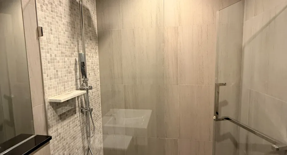 For sale 2 bedrooms condo in Mueang Nonthaburi, Nonthaburi