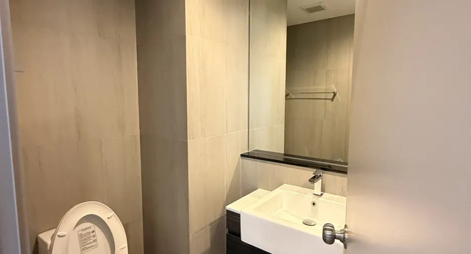 For sale 2 bedrooms condo in Mueang Nonthaburi, Nonthaburi