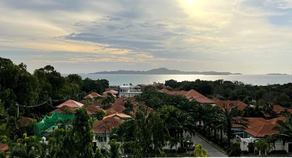 For sale 2 bedrooms condo in Bang Lamung, Chonburi