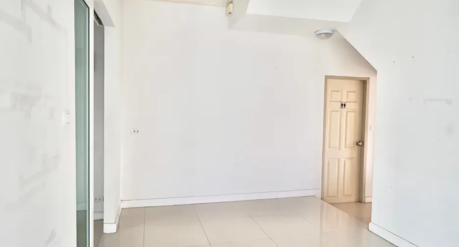 For sale 3 bedrooms house in Don Mueang, Bangkok