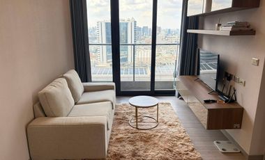 For rent 2 bedrooms condo in Huai Khwang, Bangkok