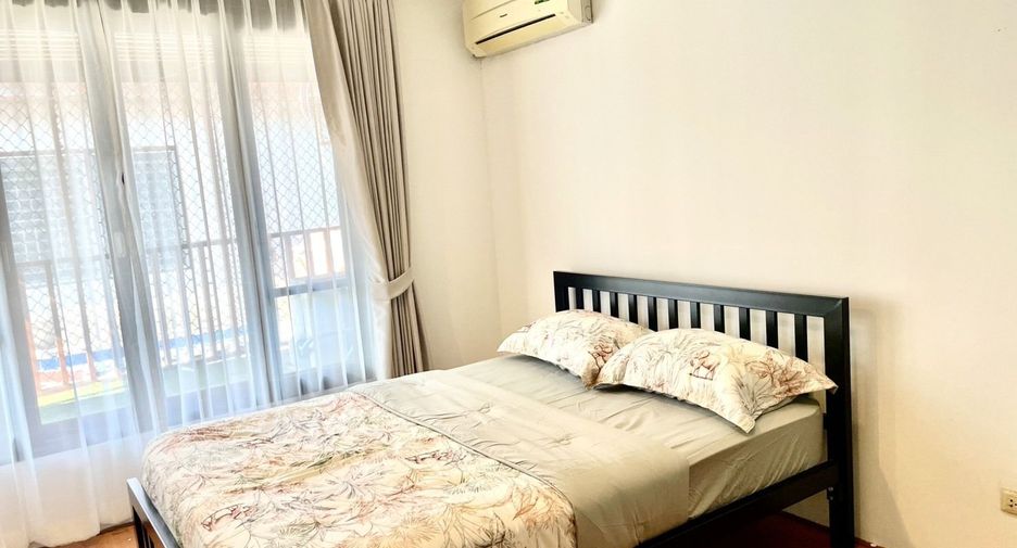 For rent 2 bedrooms house in Bang Na, Bangkok