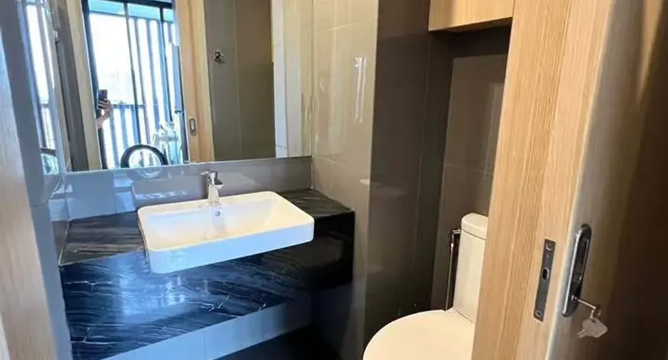 For rent 1 Beds condo in Bang Rak, Bangkok