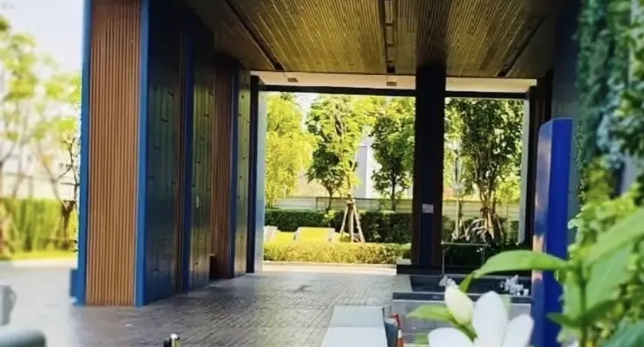 For rent 1 bed apartment in Thon Buri, Bangkok