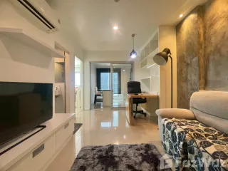 出租 2 卧室 公寓 在 Huai Khwang, 曼谷